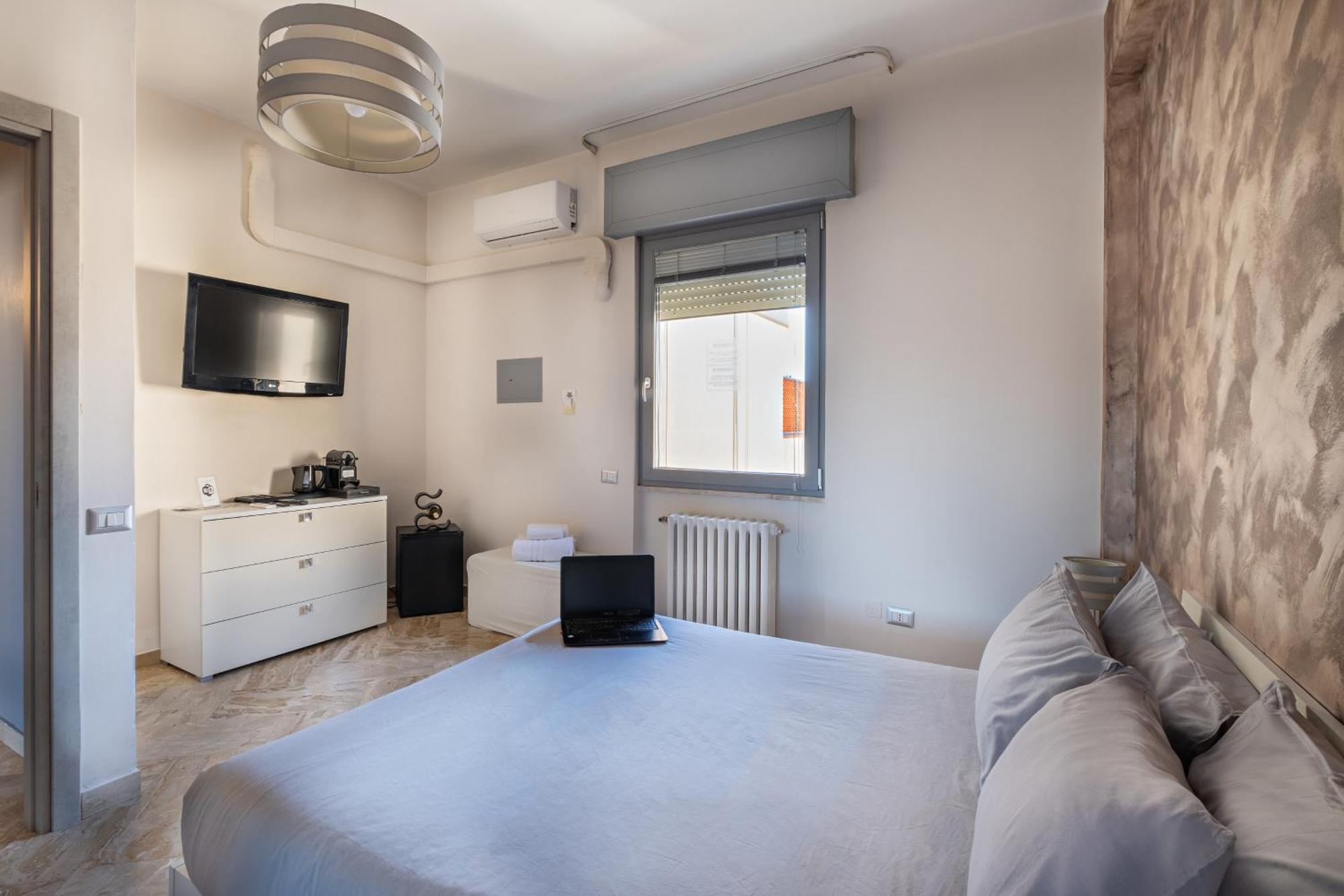 Penthouse Station Luxury Apts Le Dimore Brindisi Dış mekan fotoğraf