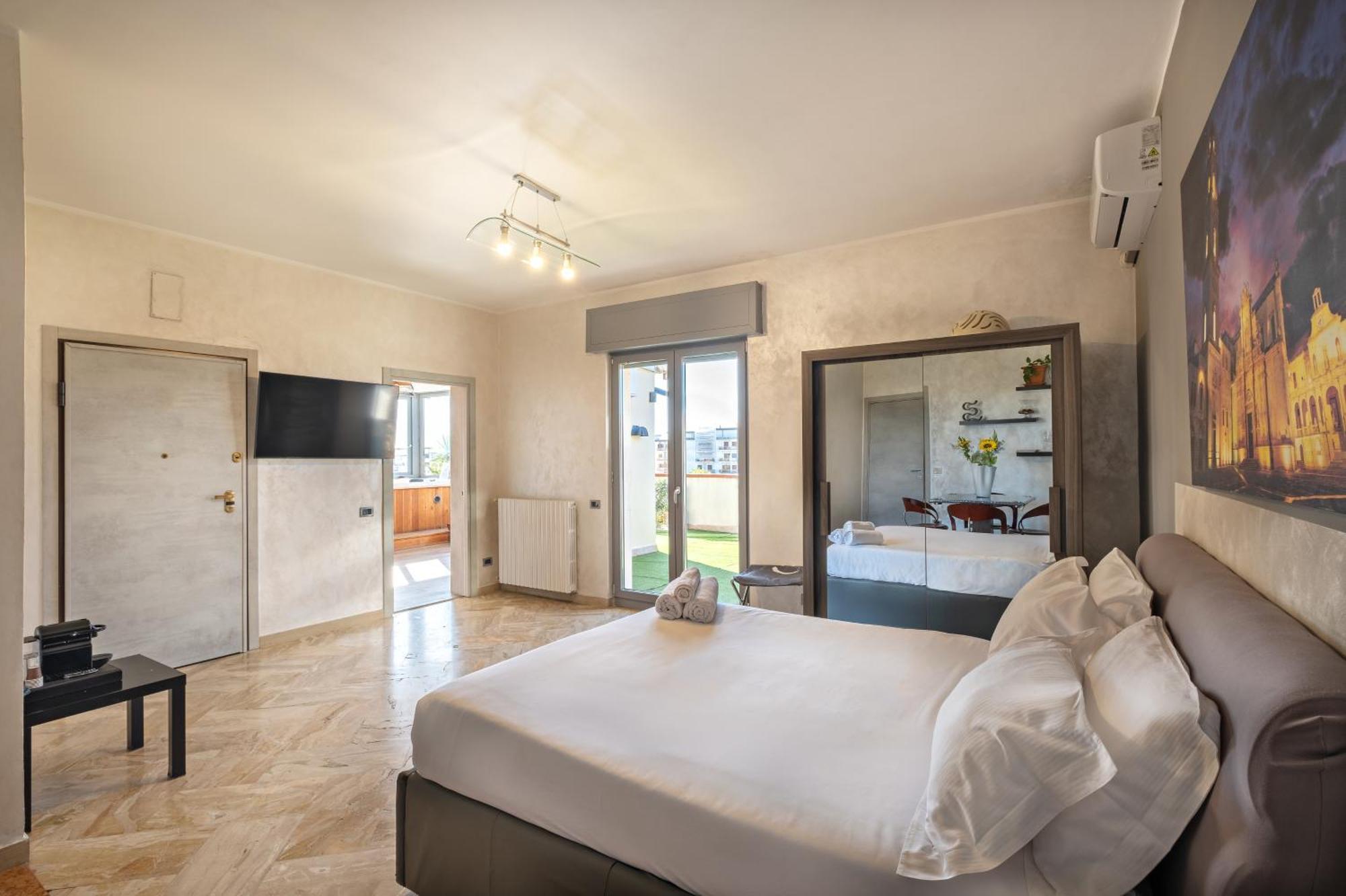 Penthouse Station Luxury Apts Le Dimore Brindisi Dış mekan fotoğraf
